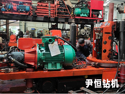 煤矿履带探水钻机